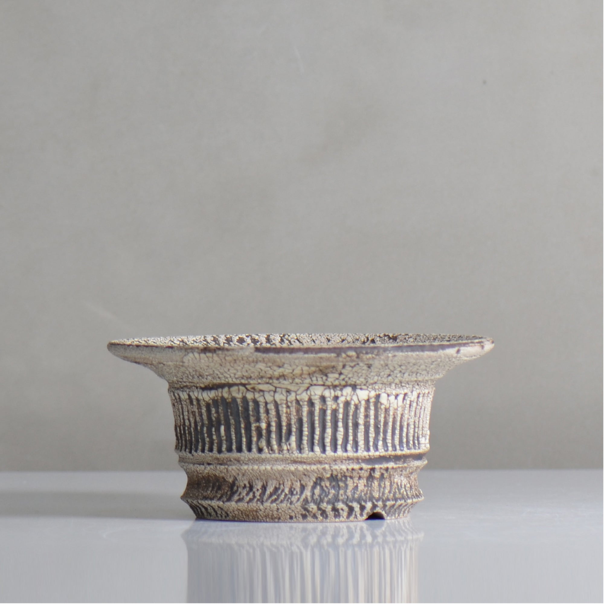 照鉢-terrace cotta- / ALIBON しのぎ飛びカンナ / tc6_al04_m / 約14.5cm  / 植木鉢