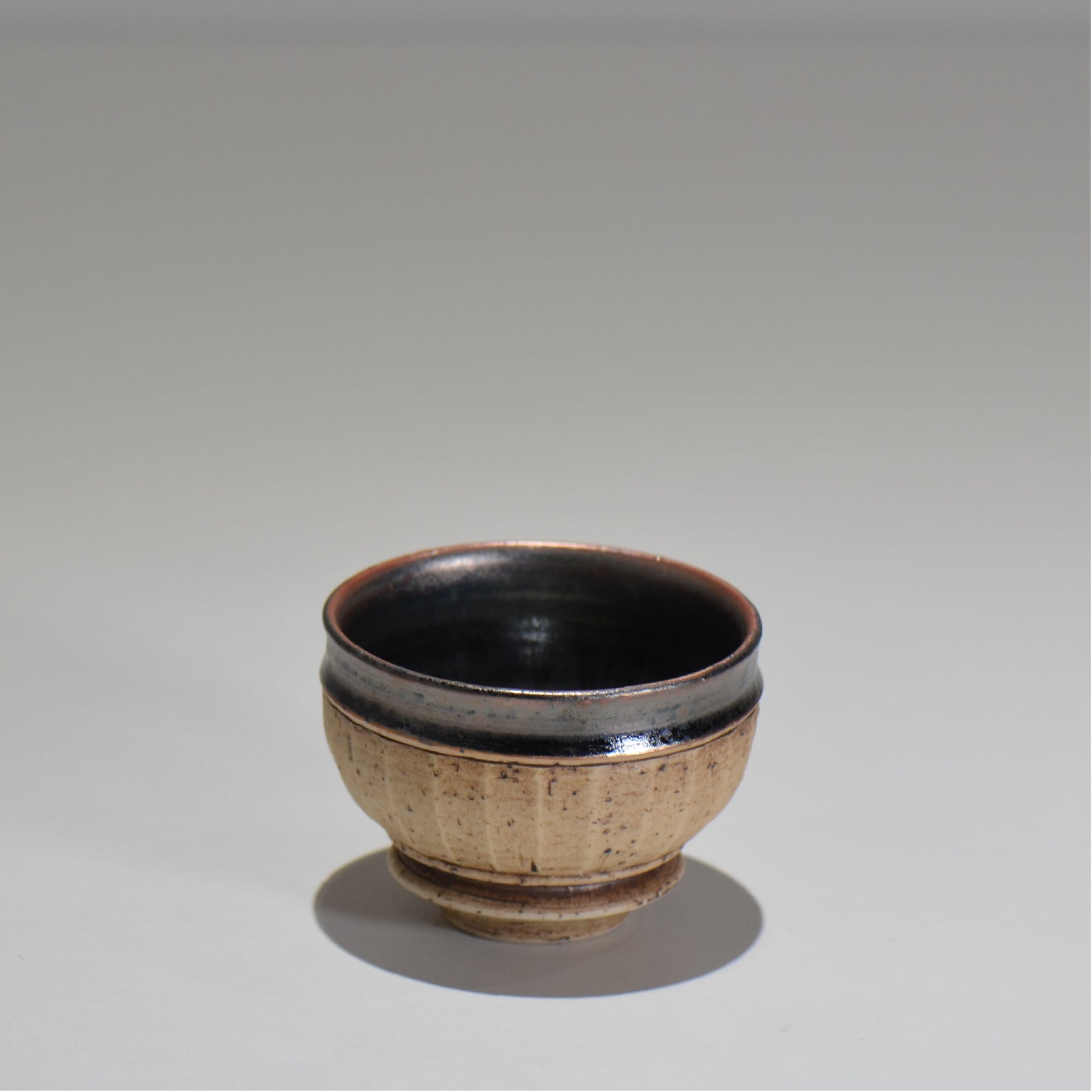 陶房Kibi / 錆墨ぐい呑み / tk_03
