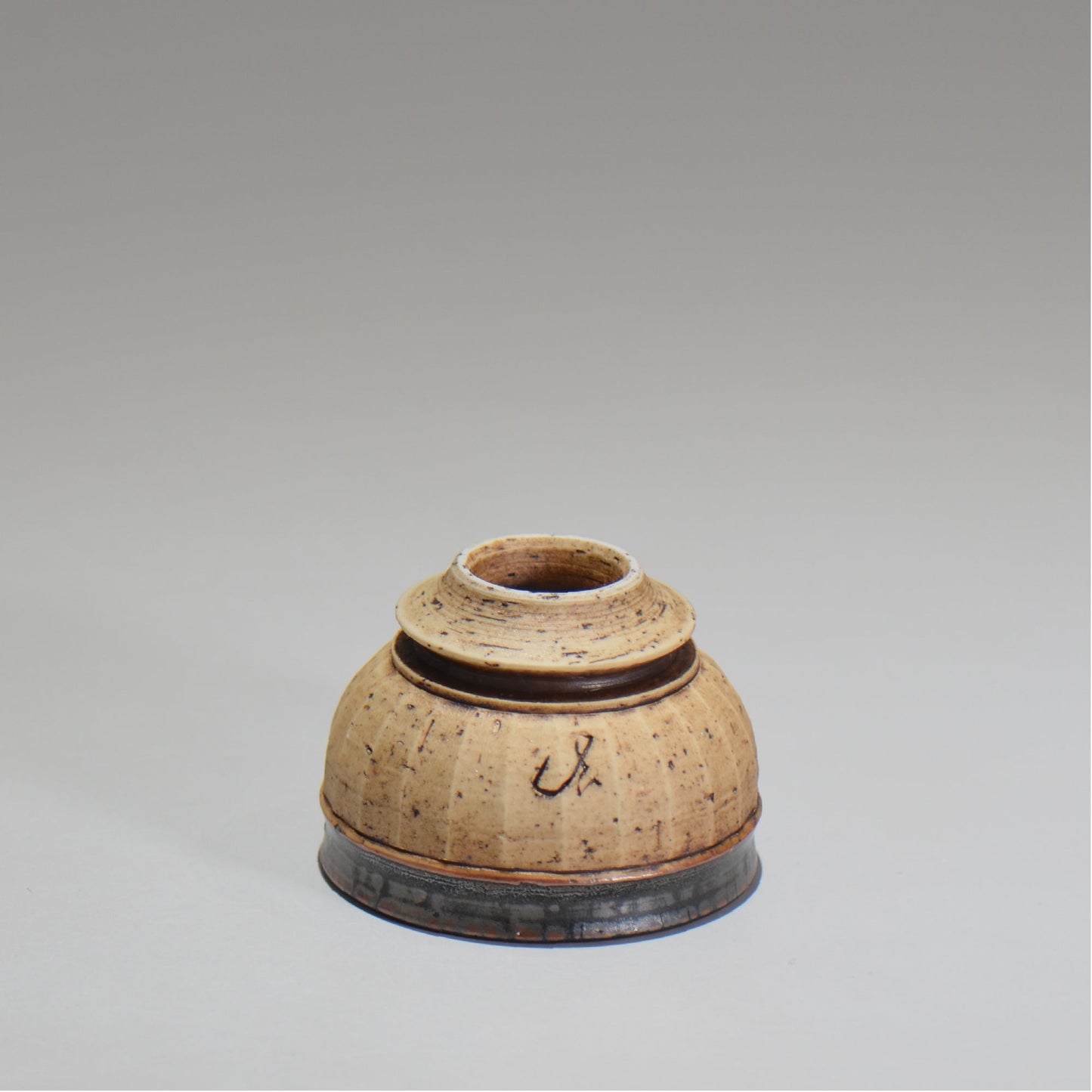 陶房Kibi / 錆墨ぐい呑み / tk_03