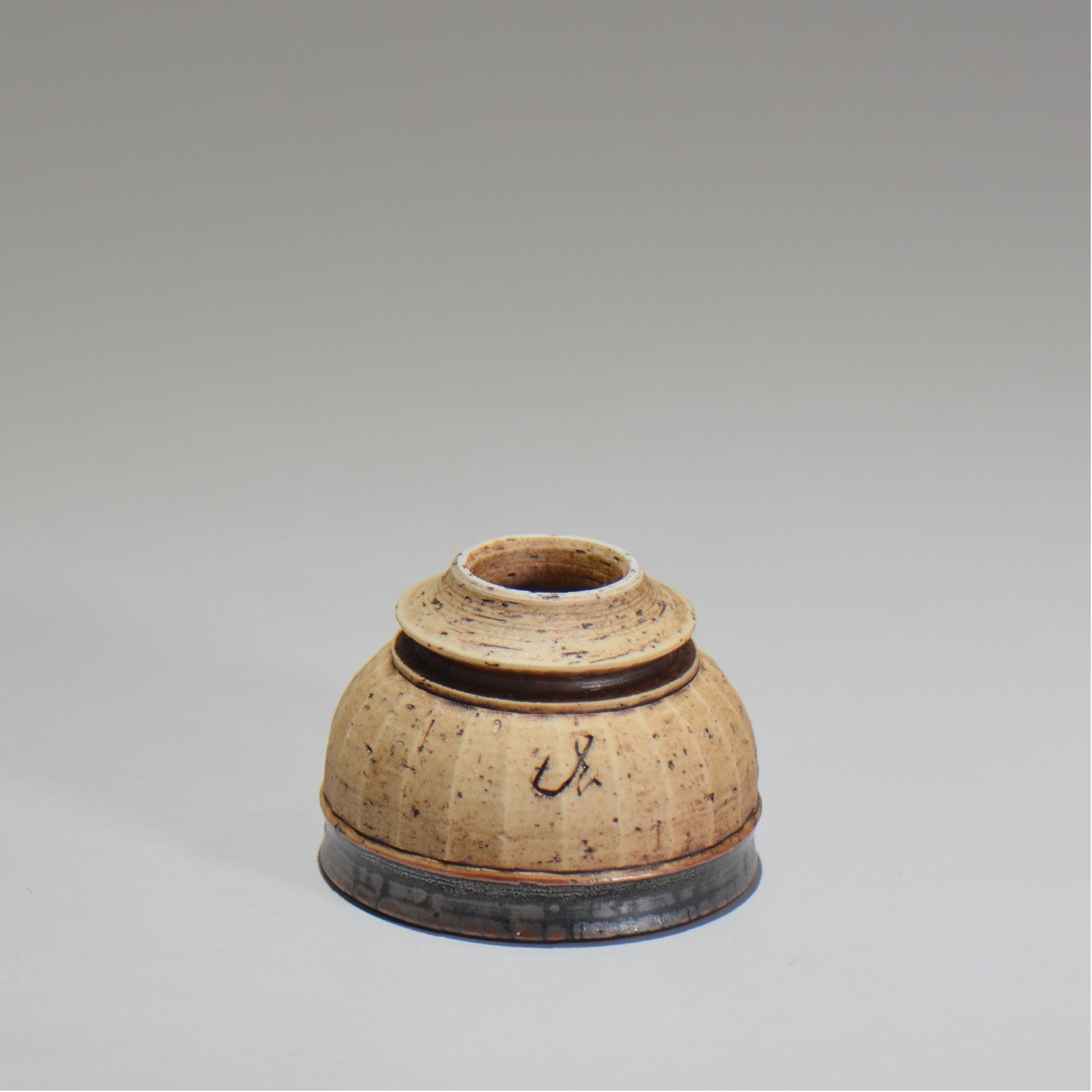 陶房Kibi / 錆墨ぐい呑み / tk_03