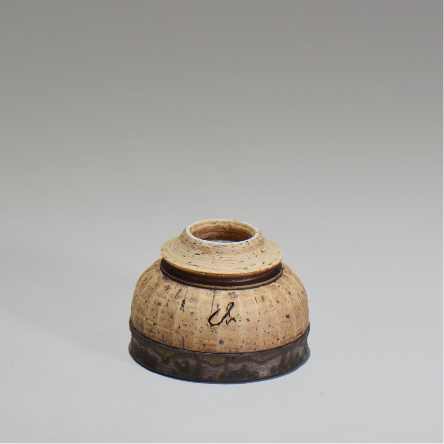 陶房Kibi / 錆墨ぐい呑み / tk_04