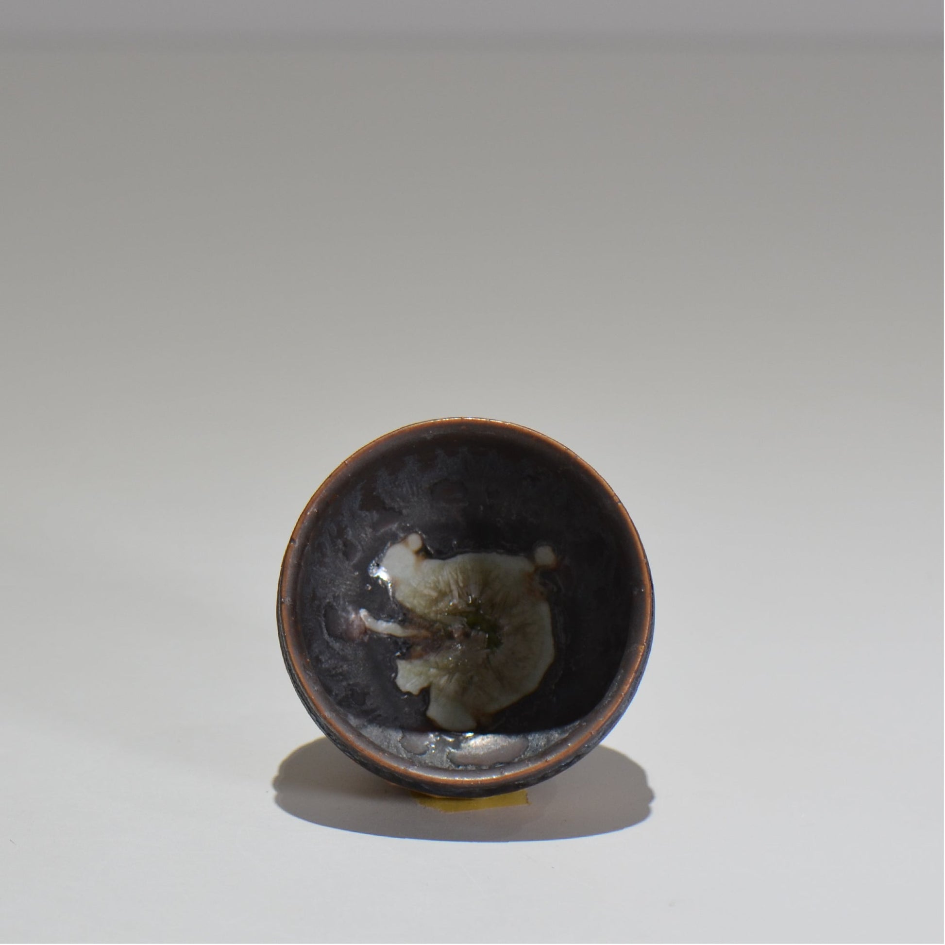 陶房Kibi / 錆墨ぐい呑み / tk_05