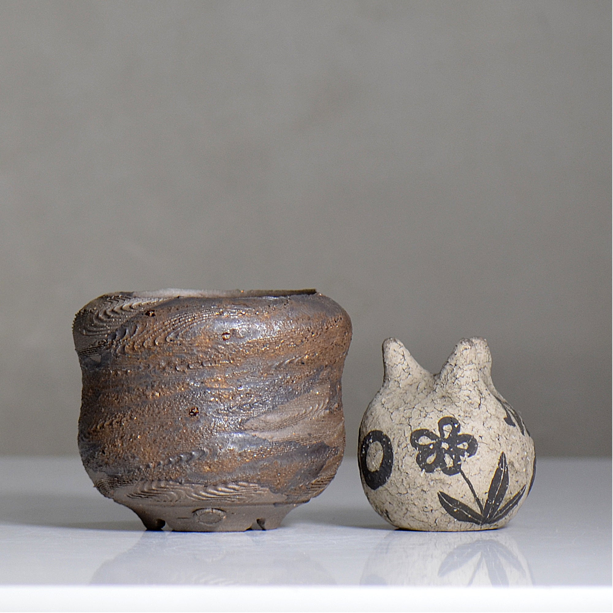 陶房KIBI / 金泥 / tk2_kd05_s / 約 φ11.7cm / 植木鉢 – ハチラボ