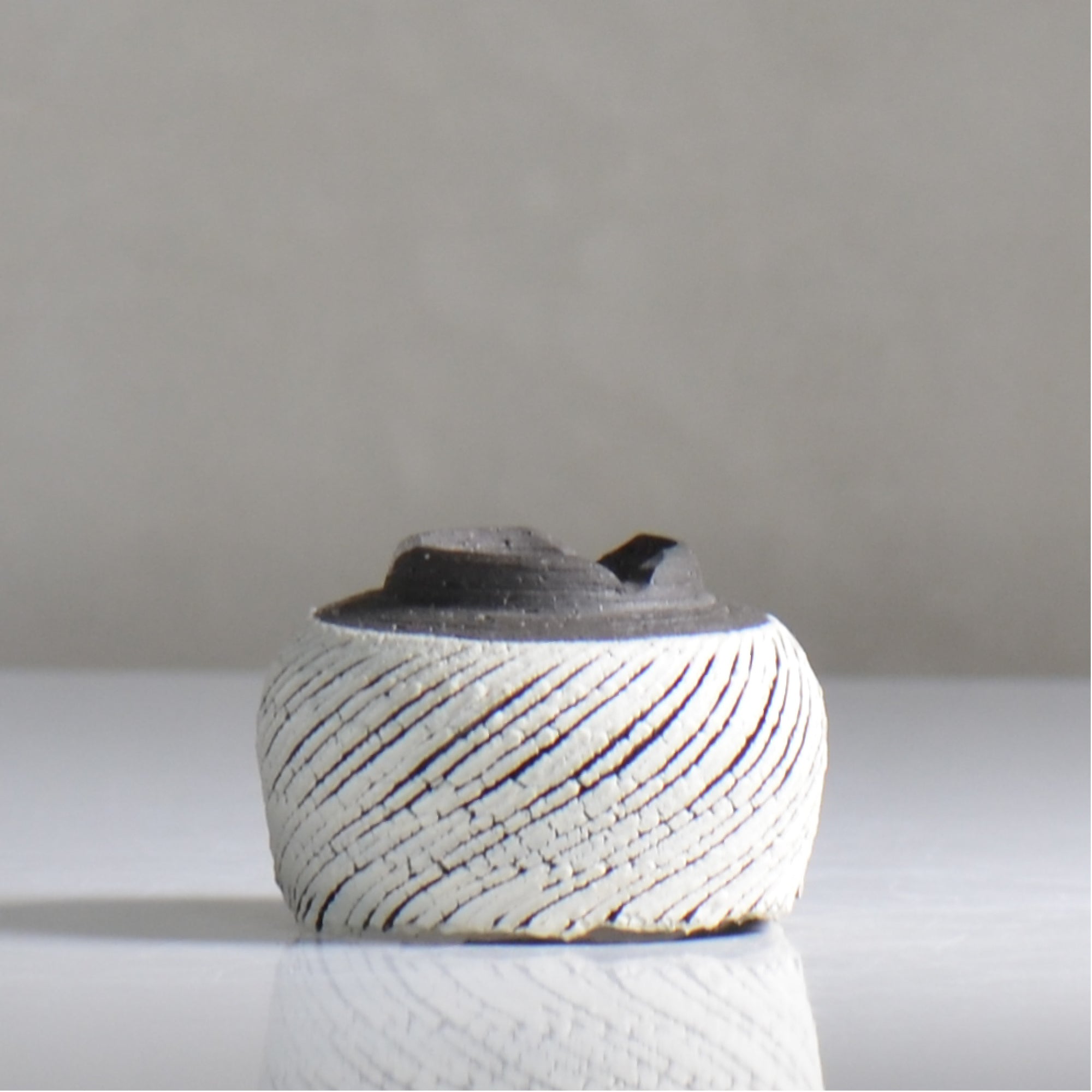 陶房Kibi / シュレッド/ tk2_sd03_xs  / 約 φ7cm / 植木鉢