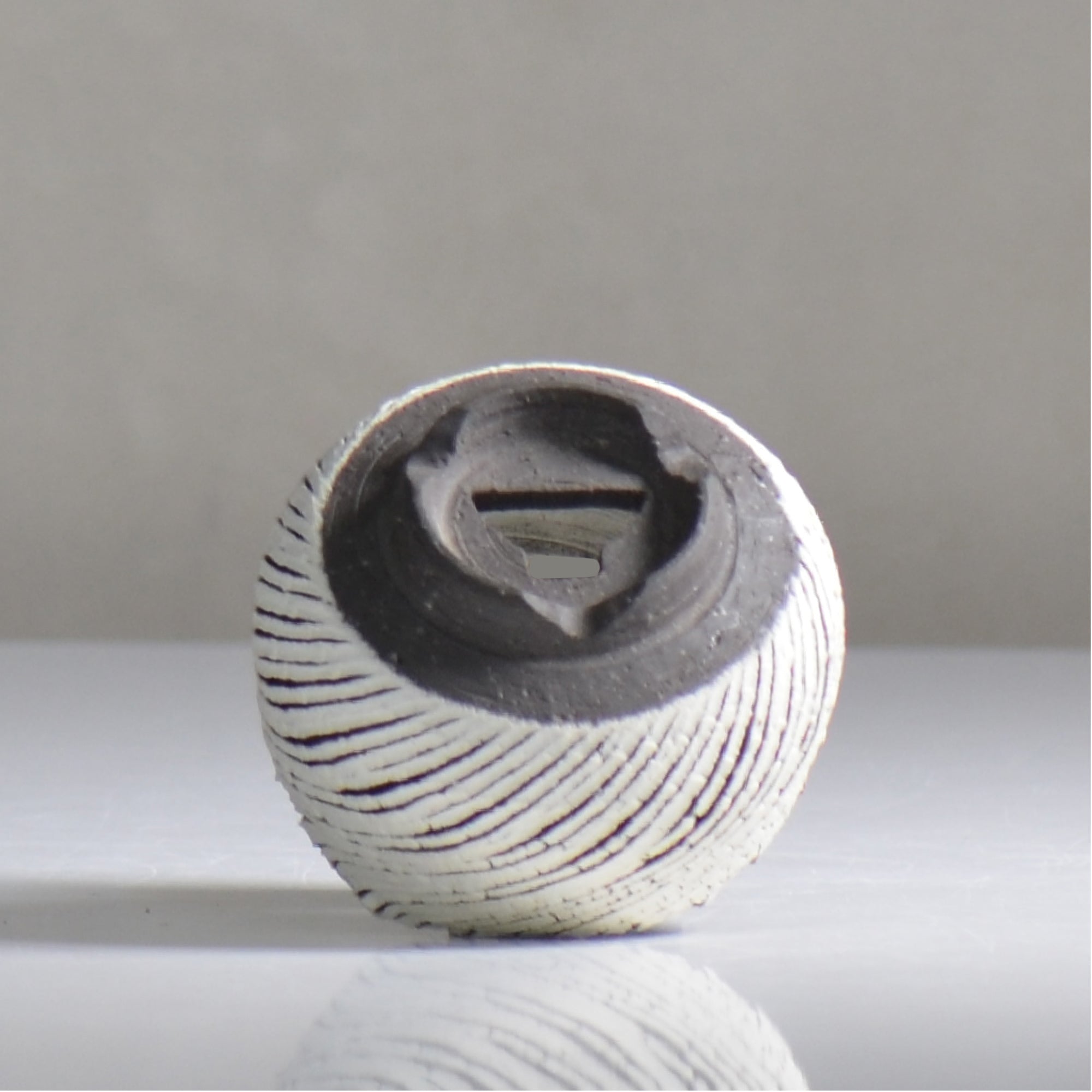 陶房Kibi / シュレッド/ tk2_sd03_xs  / 約 φ7cm / 植木鉢