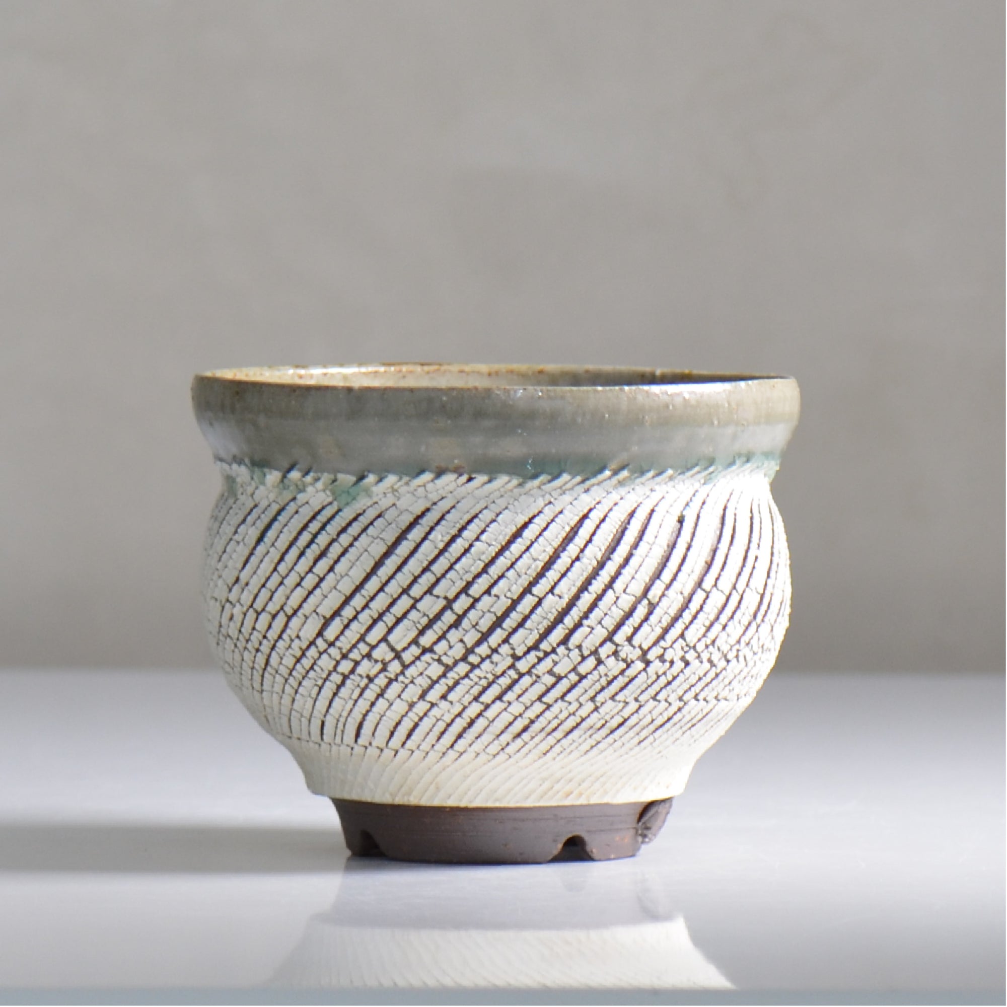陶房Kibi / シュレッド/ tk2_sd08_m  / 約 φ13cm / 植木鉢