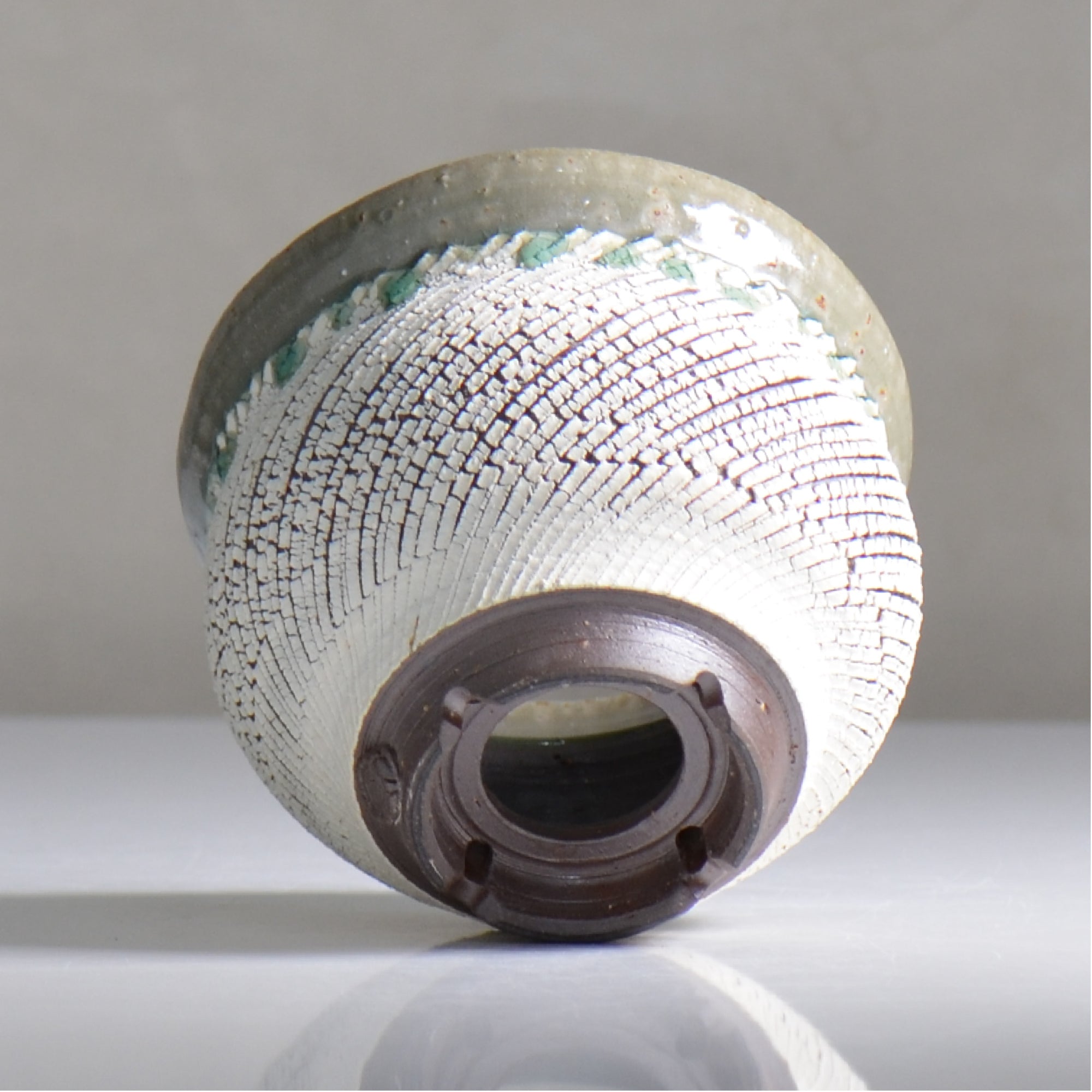 陶房Kibi / シュレッド/ tk2_sd08_m  / 約 φ13cm / 植木鉢