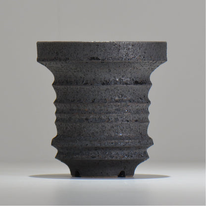 陶房Kibi / ジェットブラック/ tk_jb01_m  / 約 φ14.8cm / 植木鉢