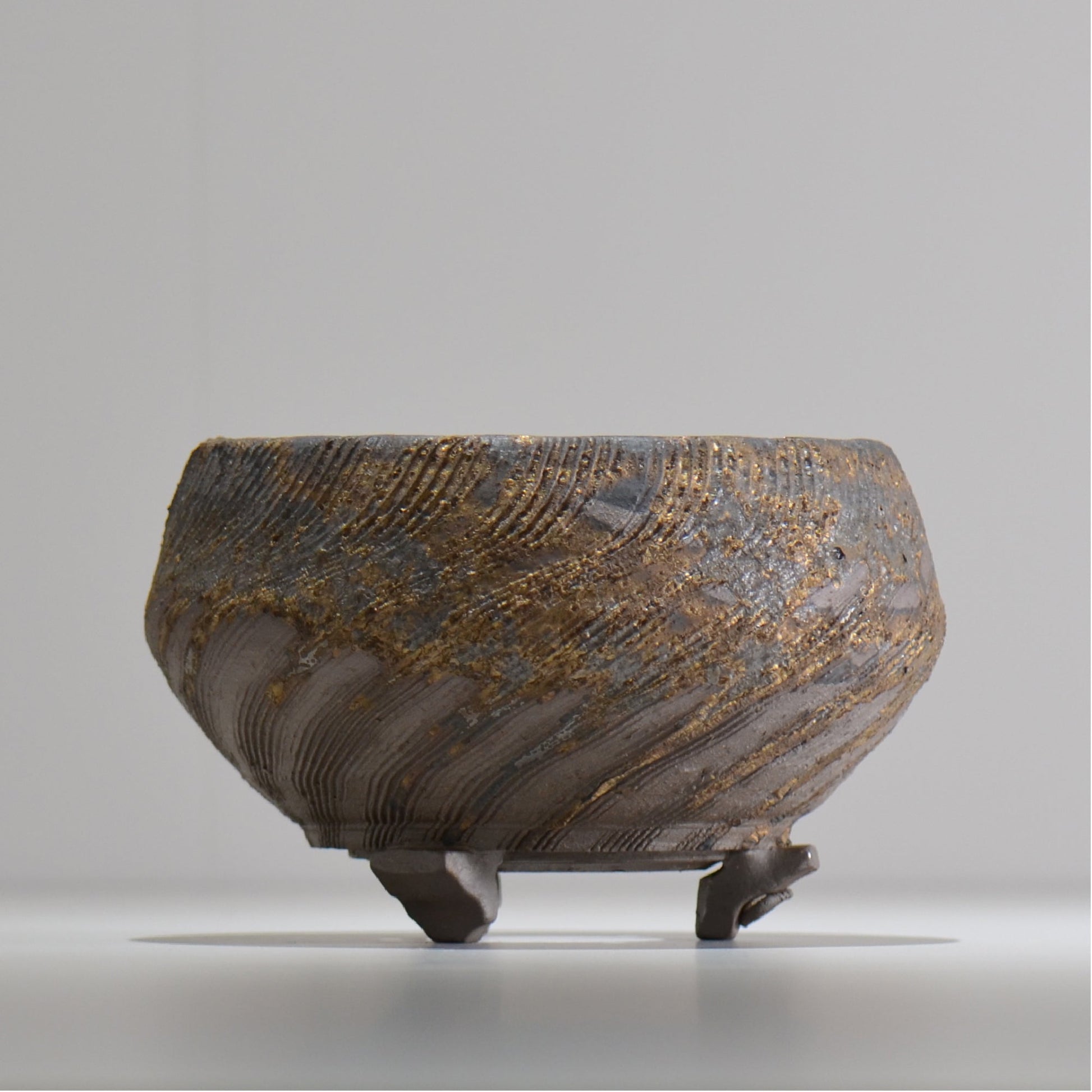 陶房Kibi / 金泥 / tkki_06_m  / 約 φ14cm / 植木鉢