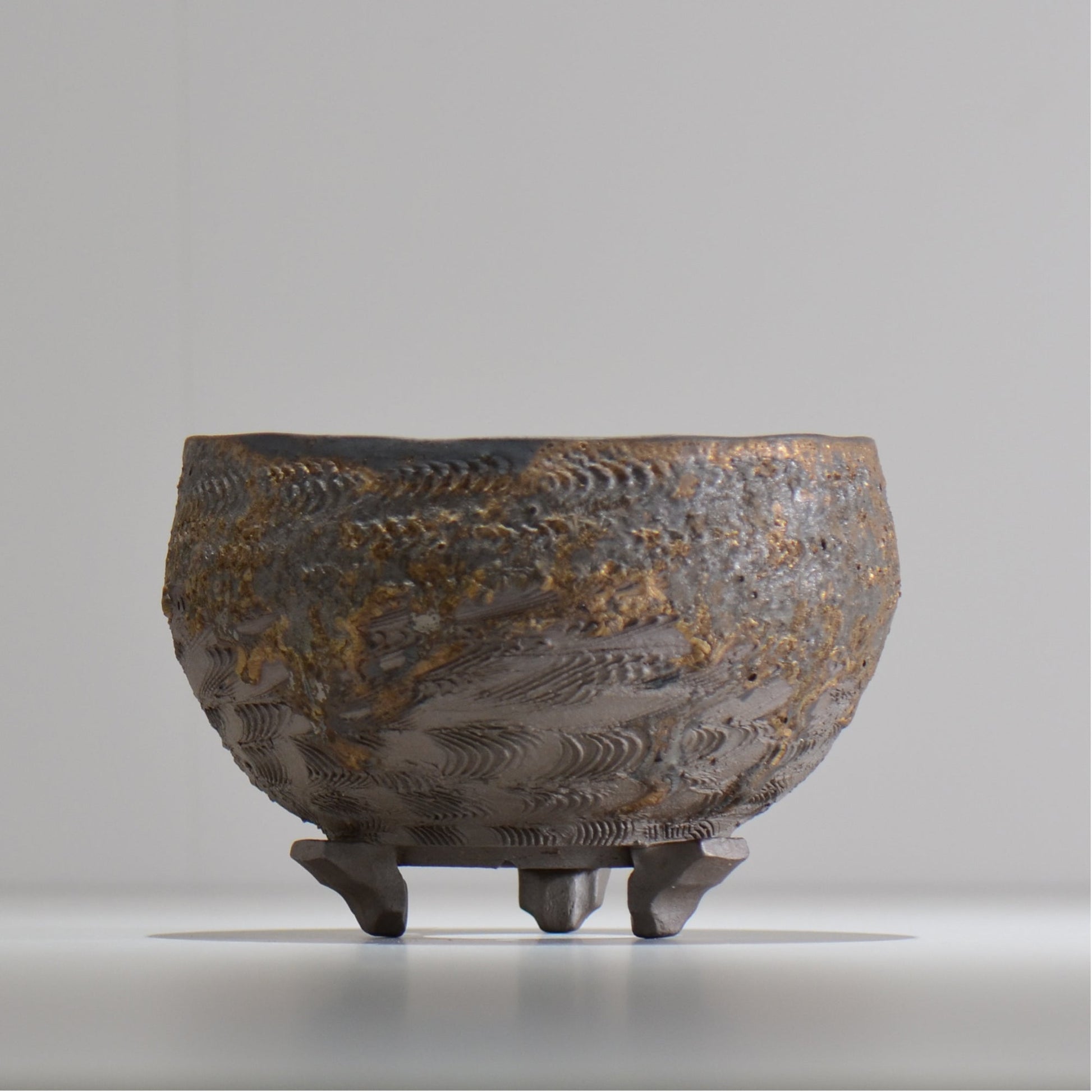 陶房Kibi / 金泥 / tkki_07_m  / 約 φ15cm / 植木鉢