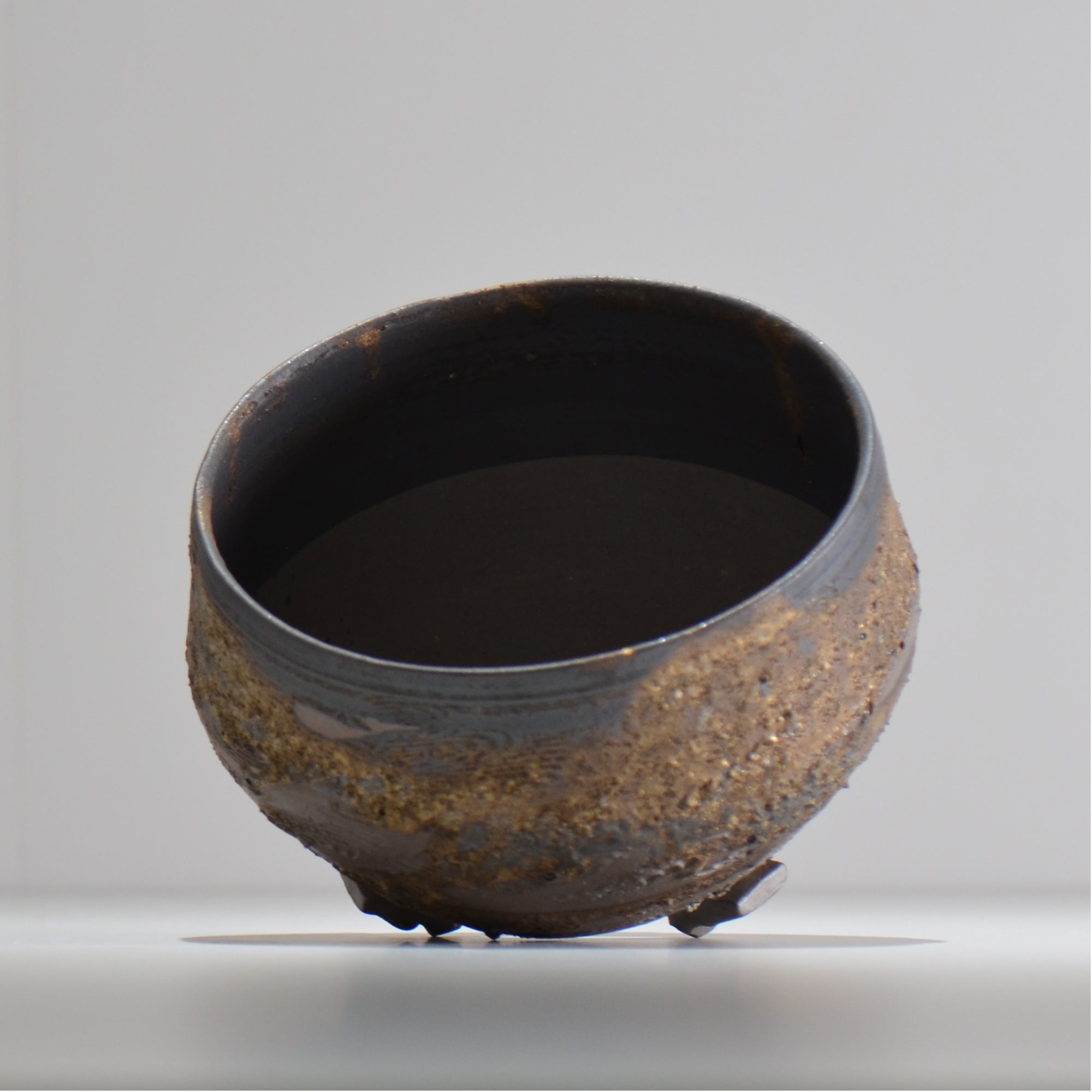 陶房Kibi / 金泥 / tkki_09_l  / 約 φ15.3cm / 植木鉢