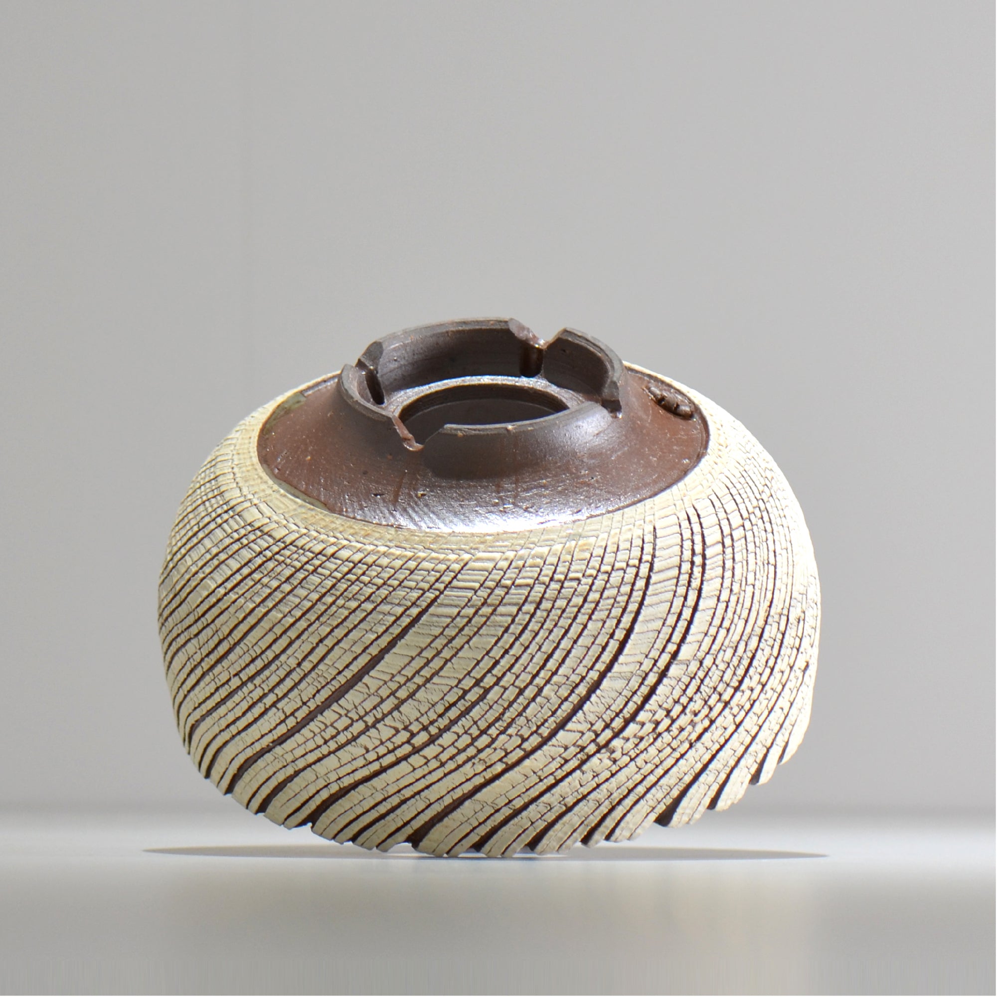 陶房Kibi / シュレッド/tksh_10_l  / 約 φ16cm / 植木鉢