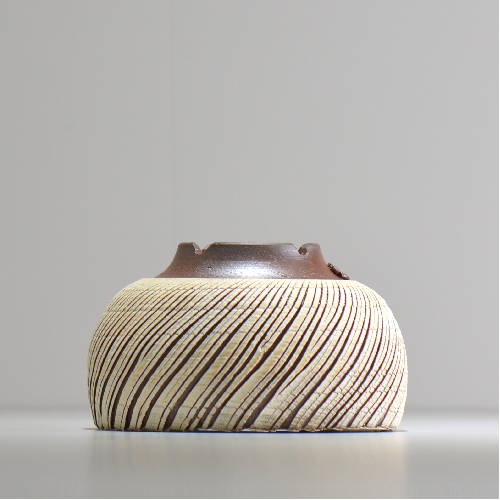 陶房Kibi / シュレッド/tksh_14_l  / 約 φ15.2cm / 植木鉢