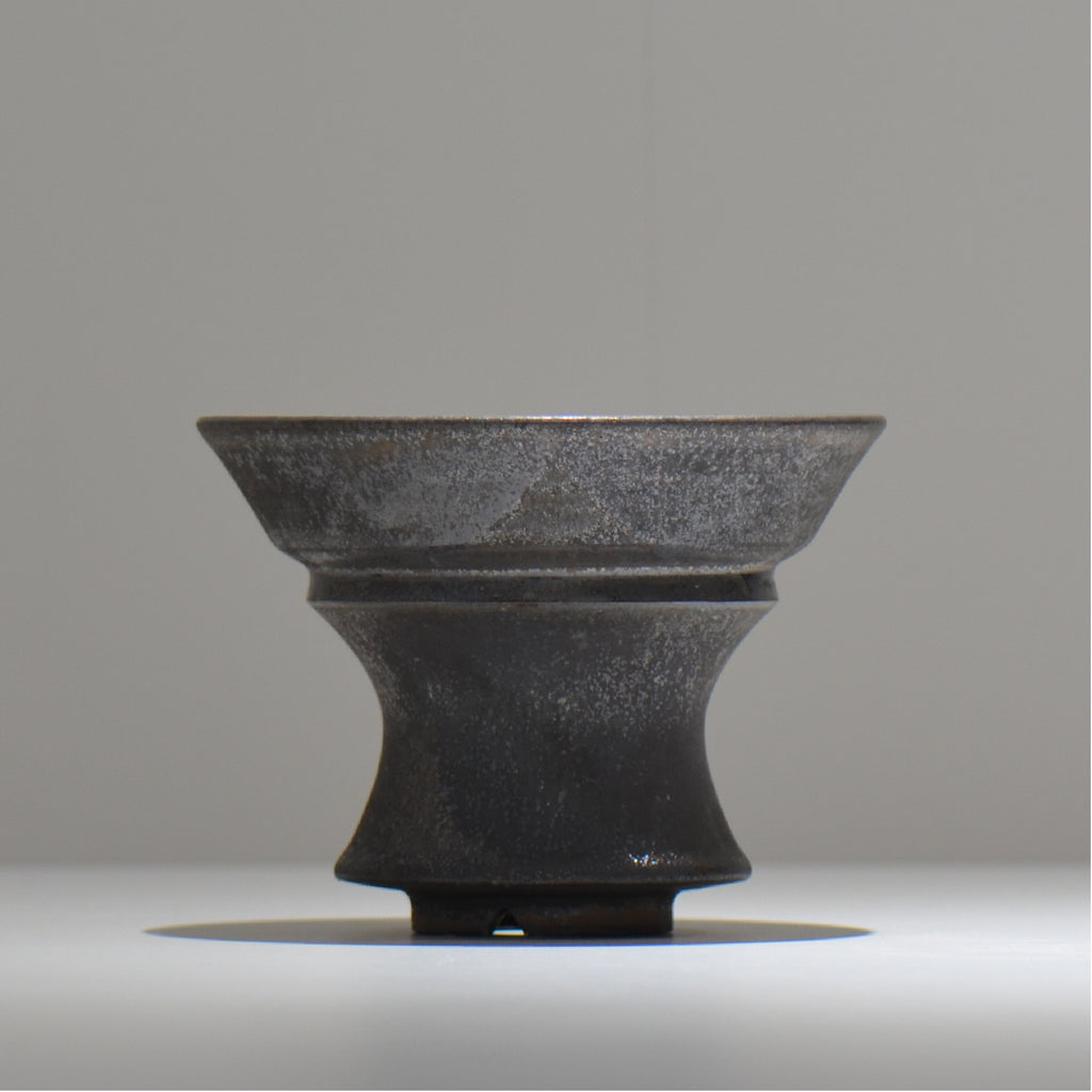 YATAGARASU / No.8 Type A 001 / L / 約 φ14.7cm / 植木鉢
