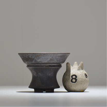 YATAGARASU / No.8 Type A 001 / L / 約 φ14.7cm / 植木鉢