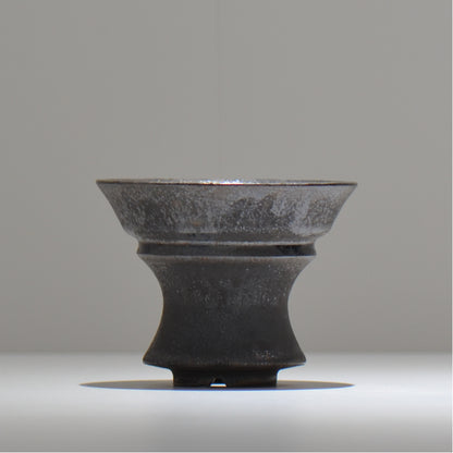 YATAGARASU / No.8 Type A 001 / M / 約 φ12.3cm / 植木鉢