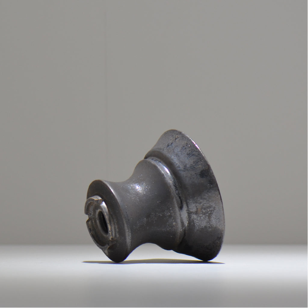 YATAGARASU / No.8 Type A 001 / M / 約 φ12.3cm / 植木鉢