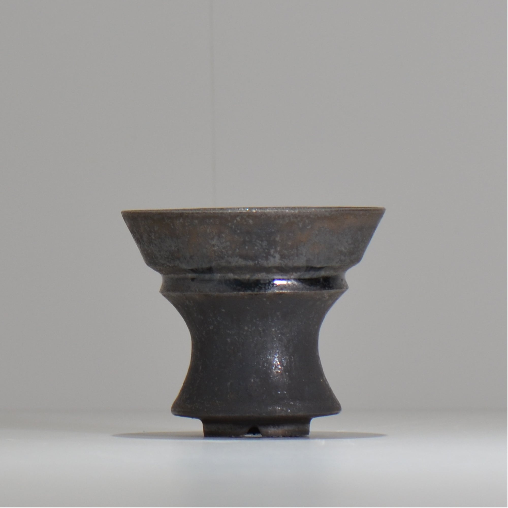 YATAGARASU / No.8 Type A 001 / S / 約 φ9.5cm / 植木鉢