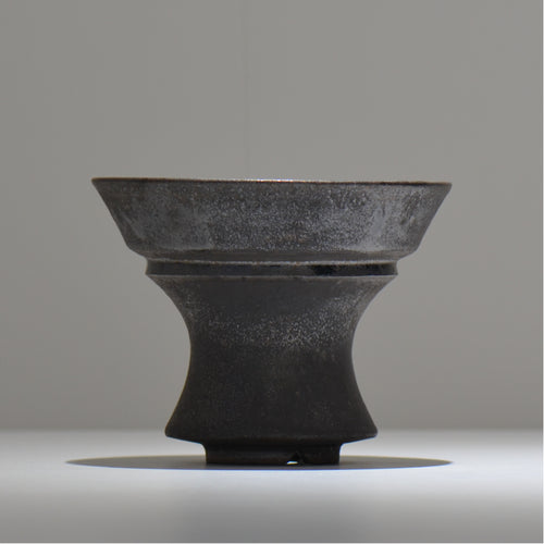 YATAGARASU / No.8 Type A 001 / XL / Approx. φ17cm / Flowerpot