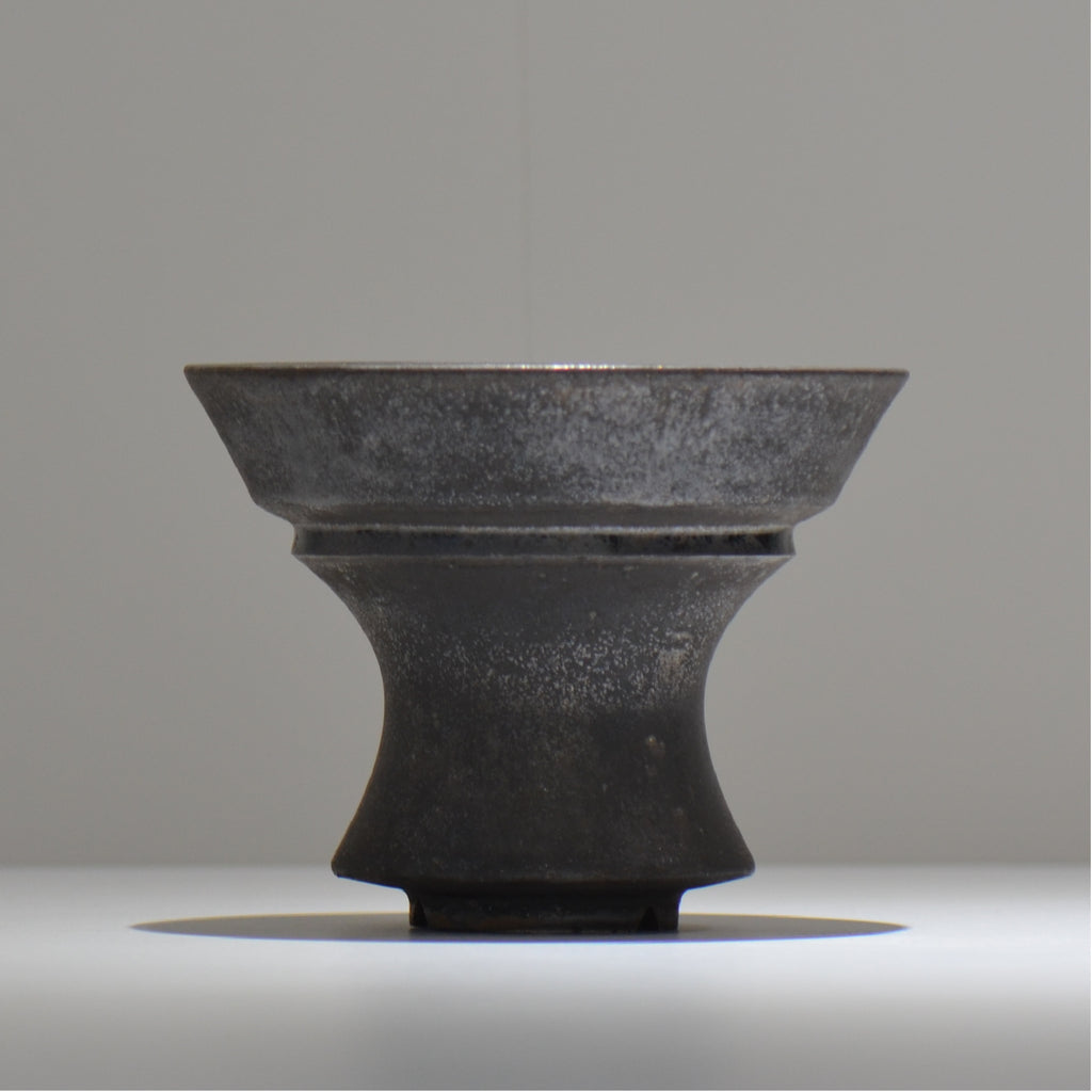 YATAGARASU / No.8 Type A 001 / XL / 約 φ16.8cm / 植木鉢