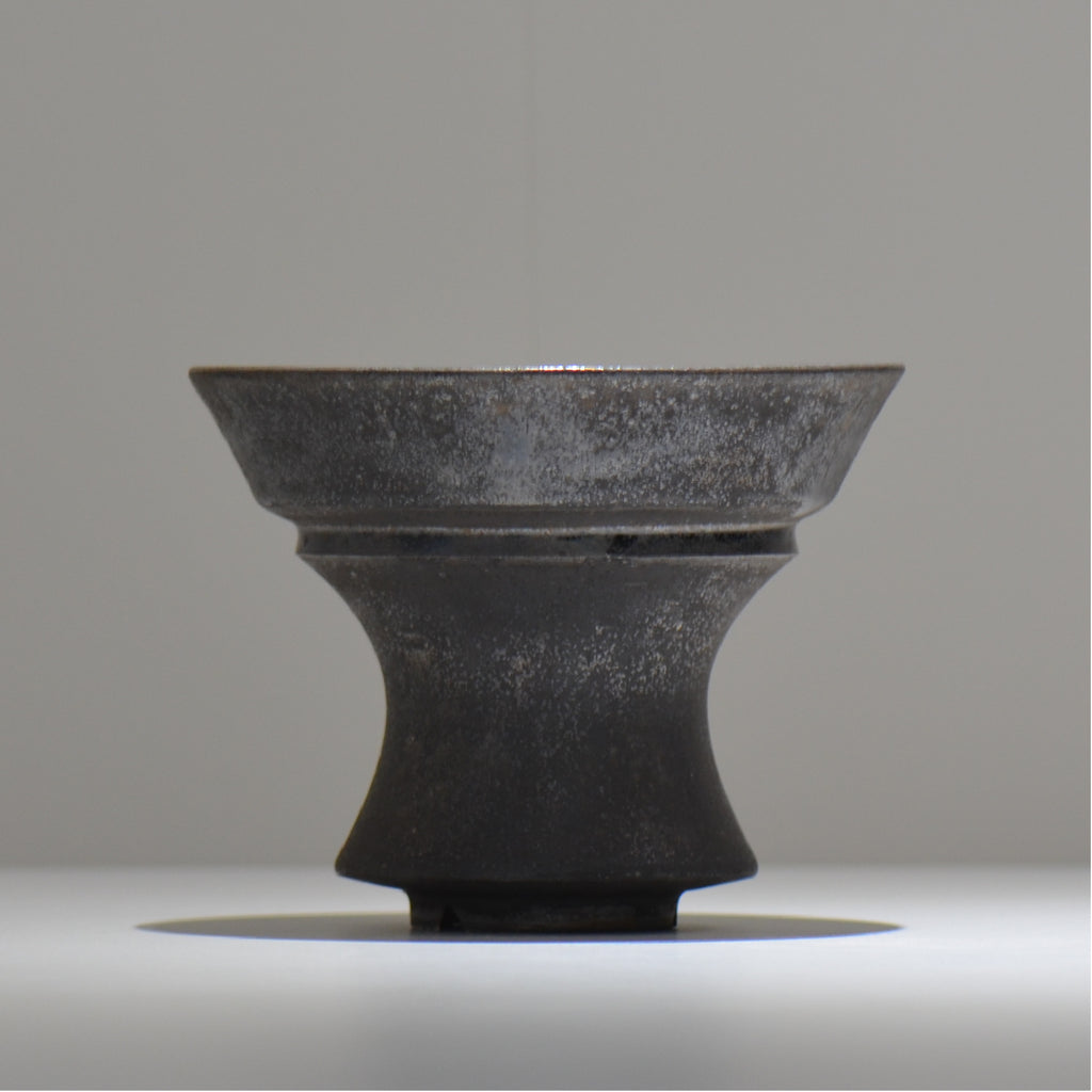 YATAGARASU / No.8 Type A 001 / XL / 約 φ16.8cm / 植木鉢