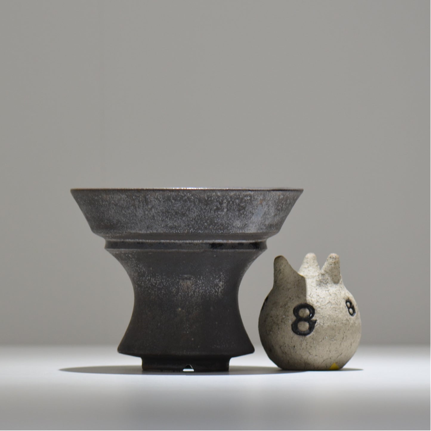 YATAGARASU / No.8 Type A 001 / XL / 約 φ16.8cm / 植木鉢
