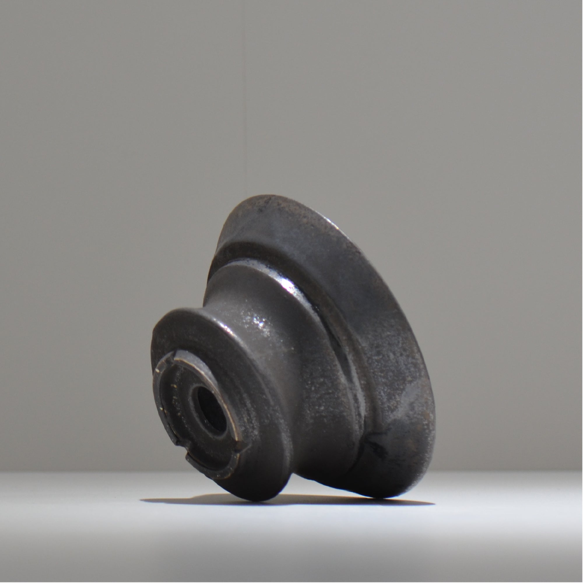 YATAGARASU / No.8 Type A 002 / L / 約 φ15.5cm / 植木鉢