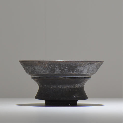 YATAGARASU / No.8 Type A 002 / XL / Approx. φ17.3cm / Flowerpot