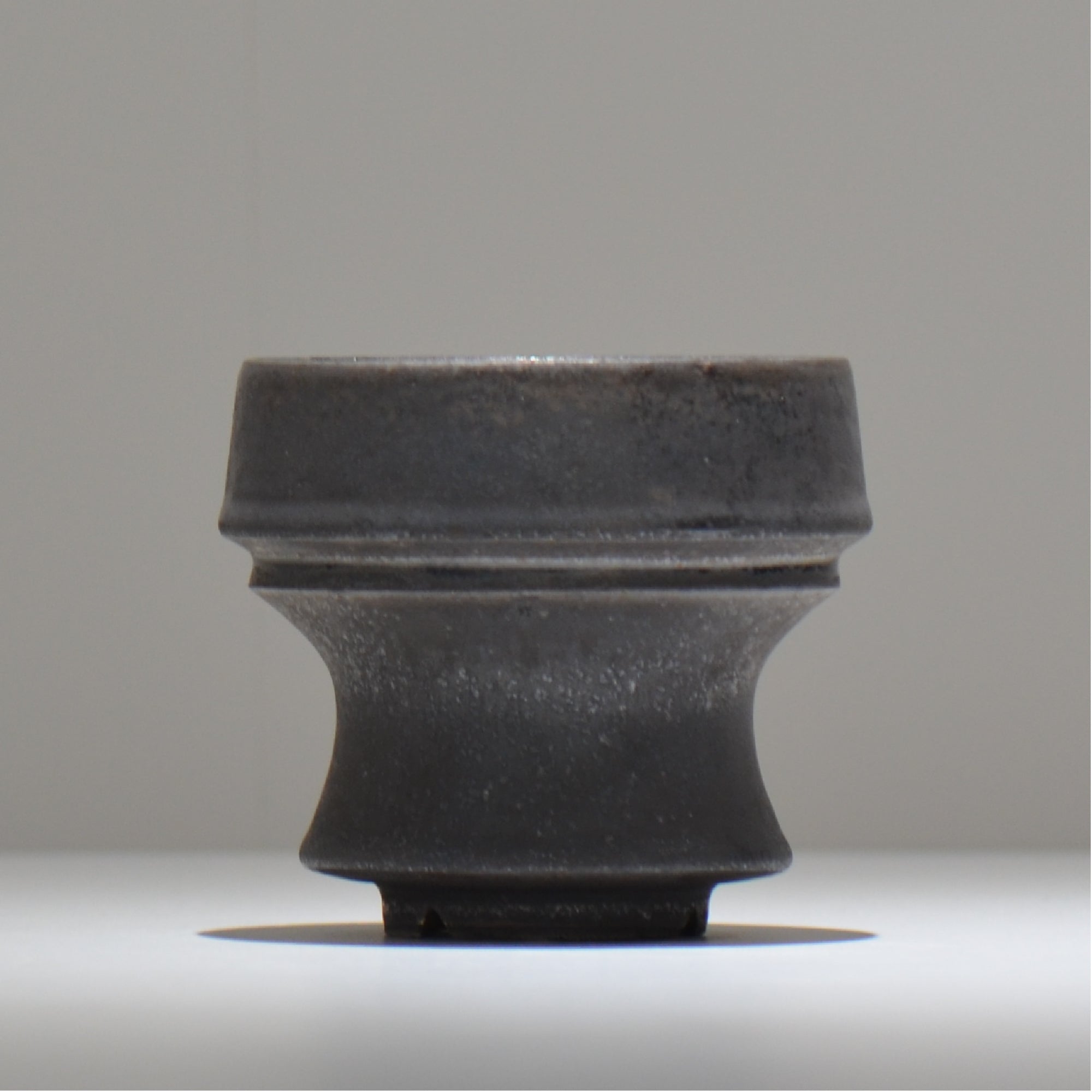 YATAGARASU / No.8 Type A 003/ L / 約 φ11cm / 植木鉢