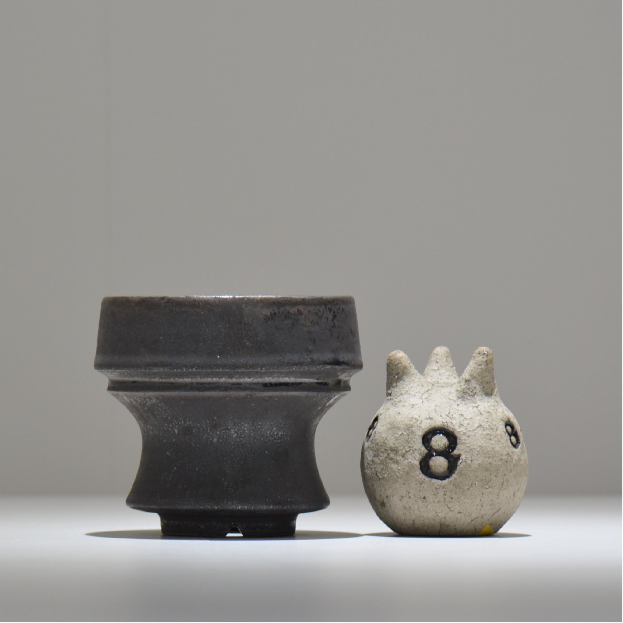 YATAGARASU / No.8 Type A 003/ L / 約 φ11cm / 植木鉢