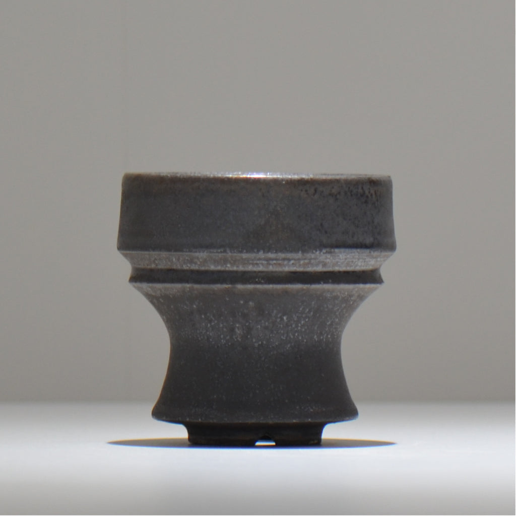 YATAGARASU / No.8 Type A 003/ M / 約 φ9.3cm / 植木鉢