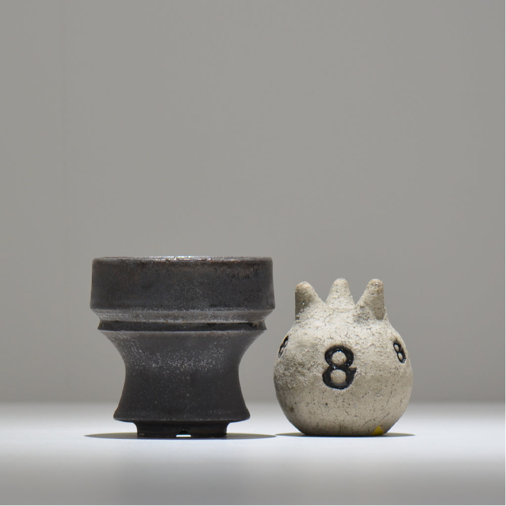 YATAGARASU / No.8 Type A 003/ M / 約 φ9.3cm / 植木鉢