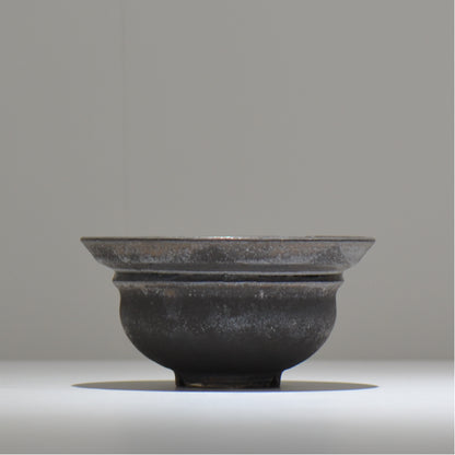 YATAGARASU / No.8 Type A 004 / L / 約 φ15.5cm / 植木鉢