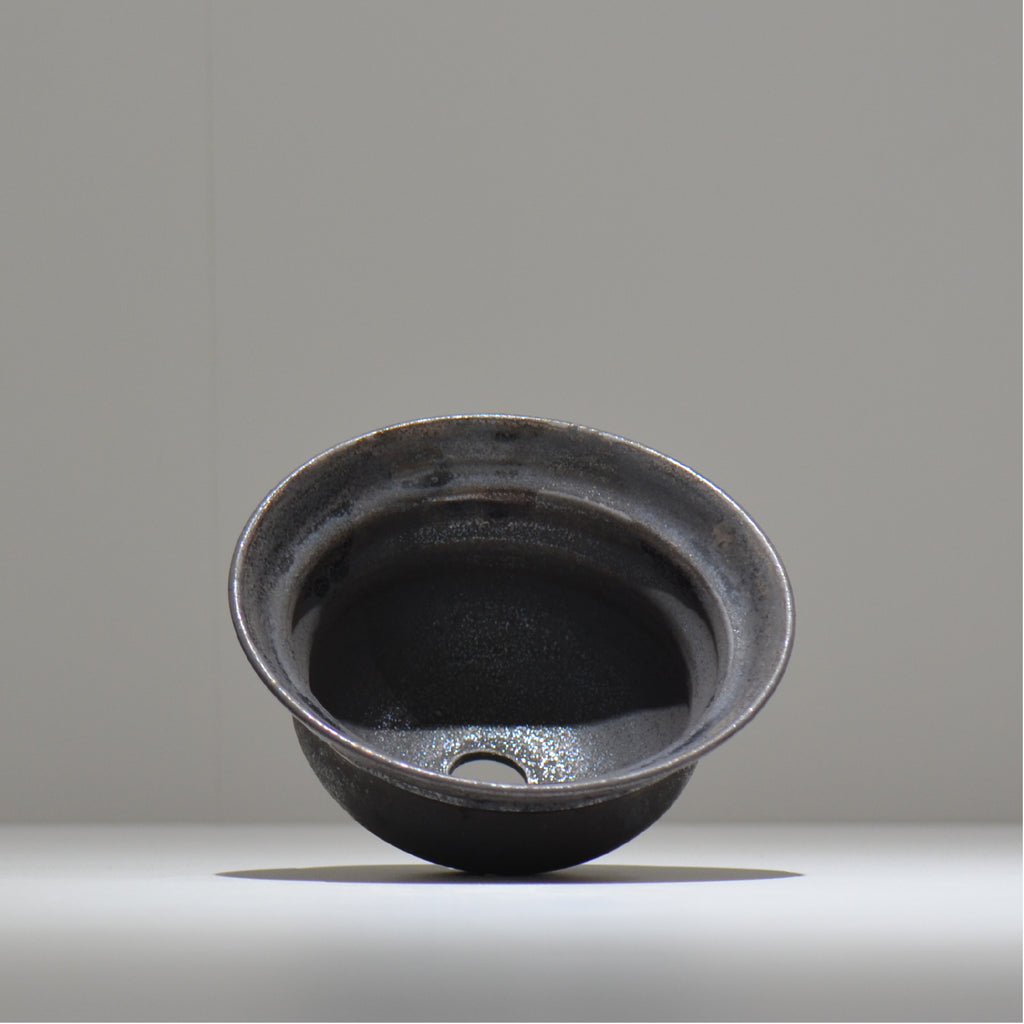 YATAGARASU / No.8 Type A 004 / L / 約 φ15.5cm / 植木鉢