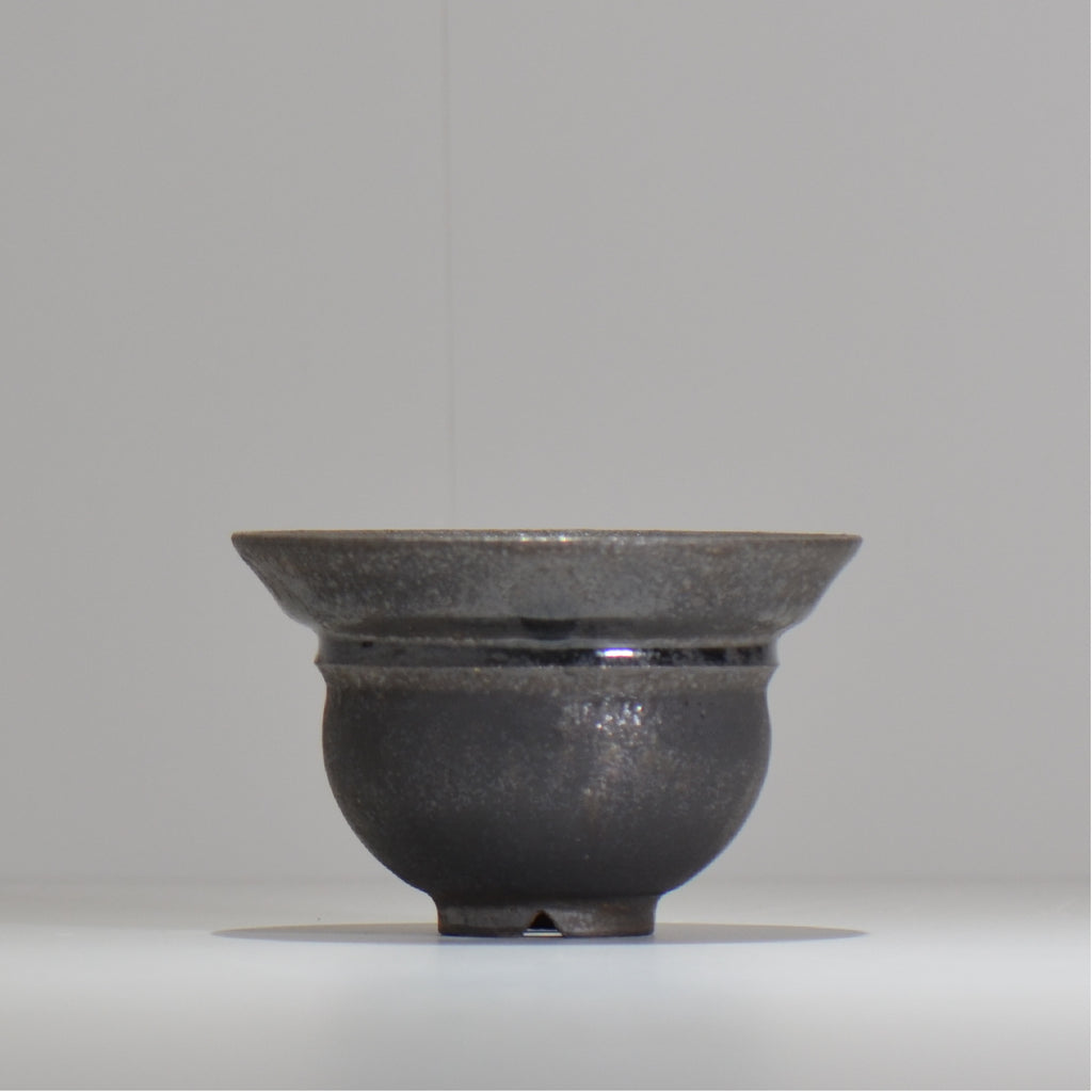 YATAGARASU / No.8 Type A 004/ M / 約 φ12cm / 植木鉢