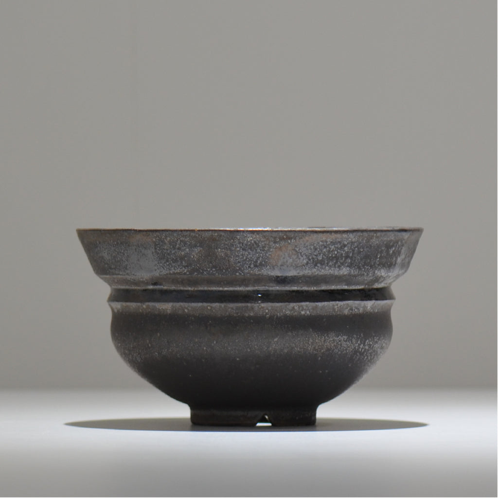 YATAGARASU / No.8 Type A 004 / XL / 約 φ17.0cm / 植木鉢