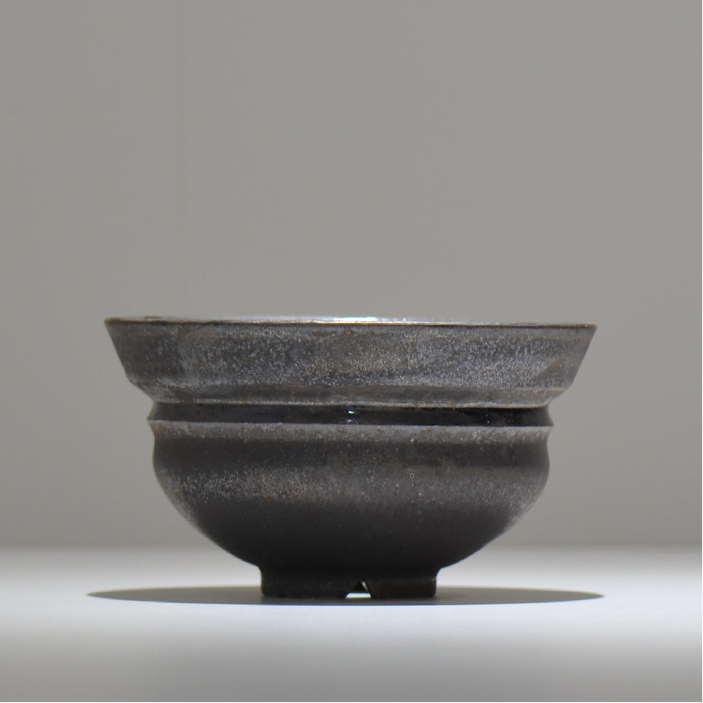 YATAGARASU / No.8 Type A 004 / XL / 約 φ17.0cm / 植木鉢