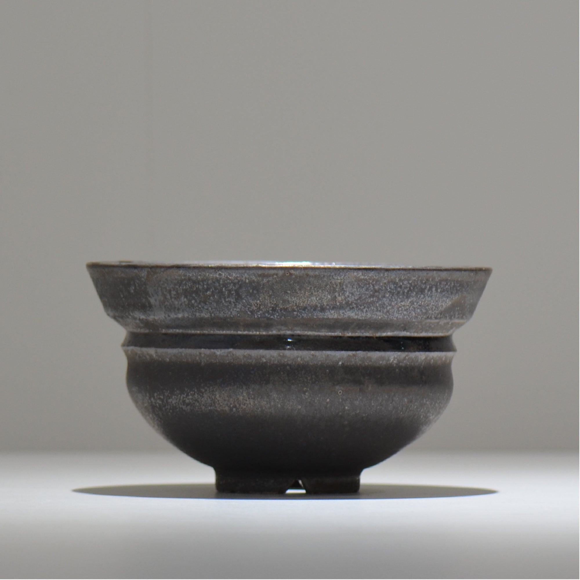 YATAGARASU / No.8 Type A 004 / XL / 約 φ17.0cm / 植木鉢