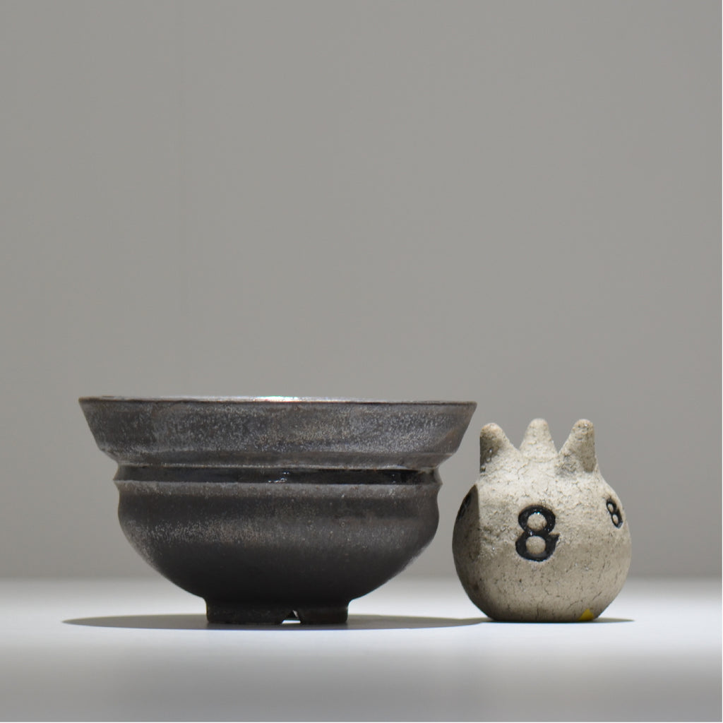 YATAGARASU / No.8 Type A 004 / XL / 約 φ17.0cm / 植木鉢