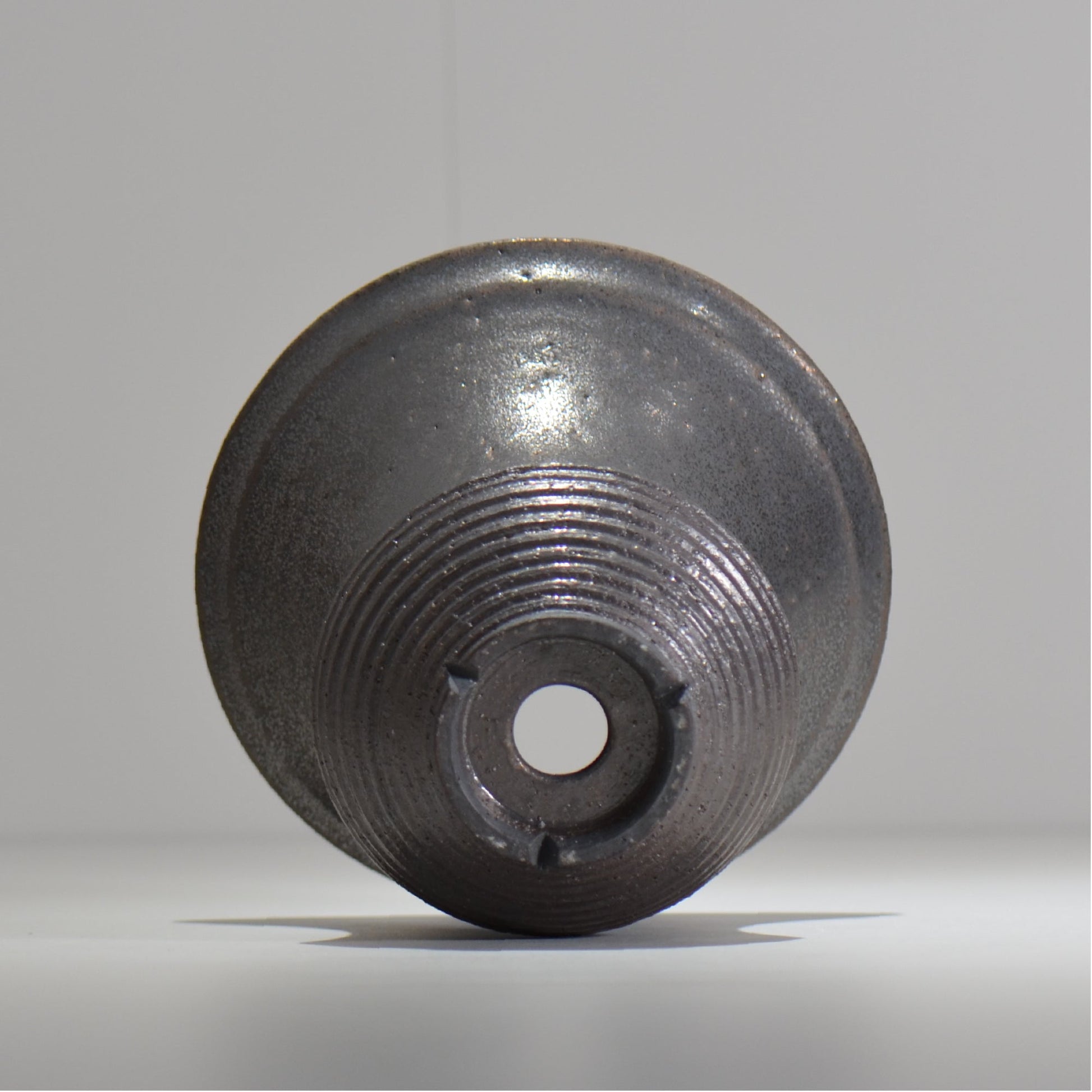 HACHILABO / UNIQUE POT 01 / XL / 約 φ17.5cm / 植木鉢