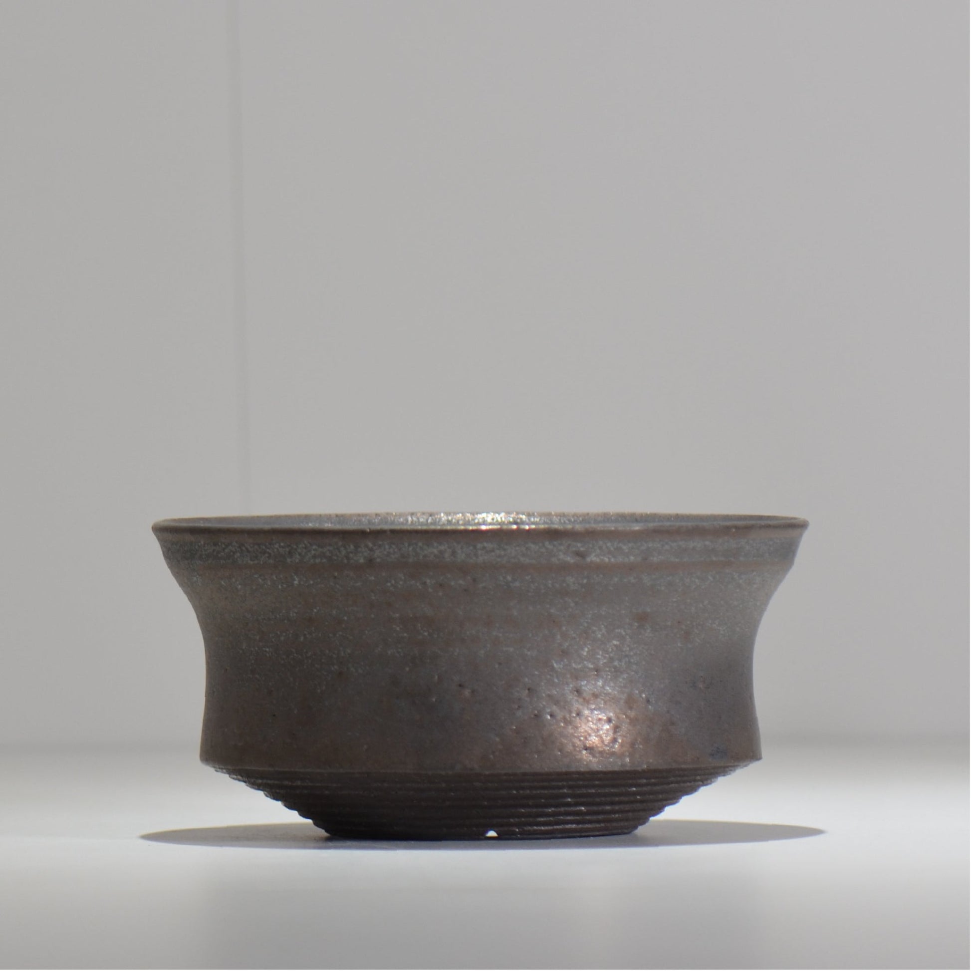 HACHILABO / UNIQUE POT 02 / L / 約 φ16cm / 植木鉢