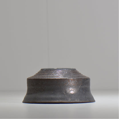 HACHILABO / UNIQUE POT 02 / M / 約 φ14.5cm / 植木鉢