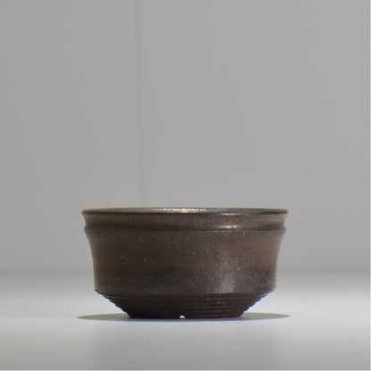 HACHILABO / UNIQUE POT 02 / S / 約 φ10.5cm / 植木鉢