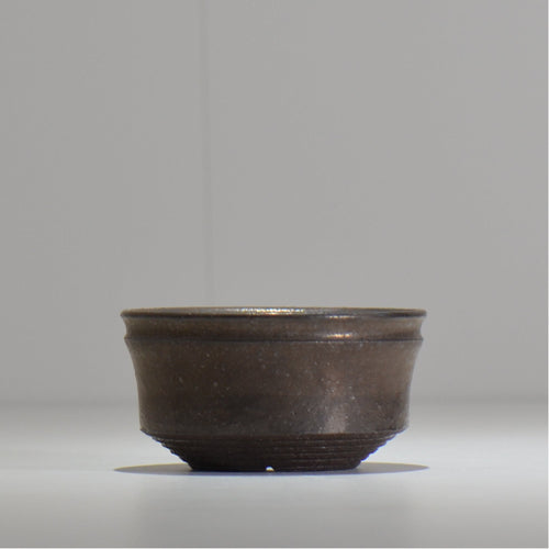 HACHILABO / UNIQUE POT 02 / S / 約 φ10.5cm / 植木鉢