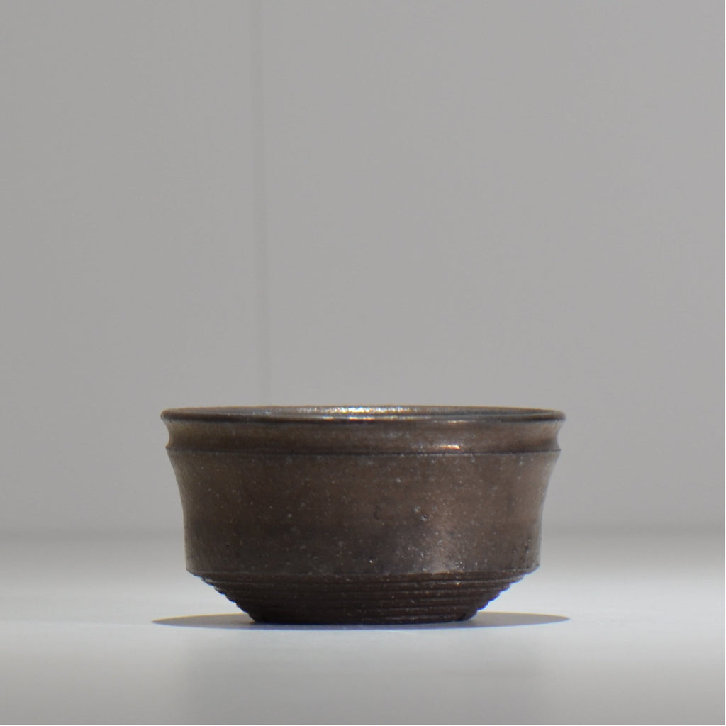 HACHILABO / UNIQUE POT 02 / S / 約 φ10.5cm / 植木鉢