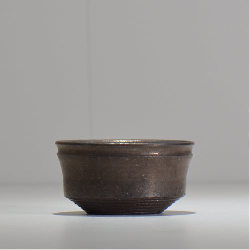 HACHILABO / UNIQUE POT 02 / S / 約 φ10.5cm / 植木鉢