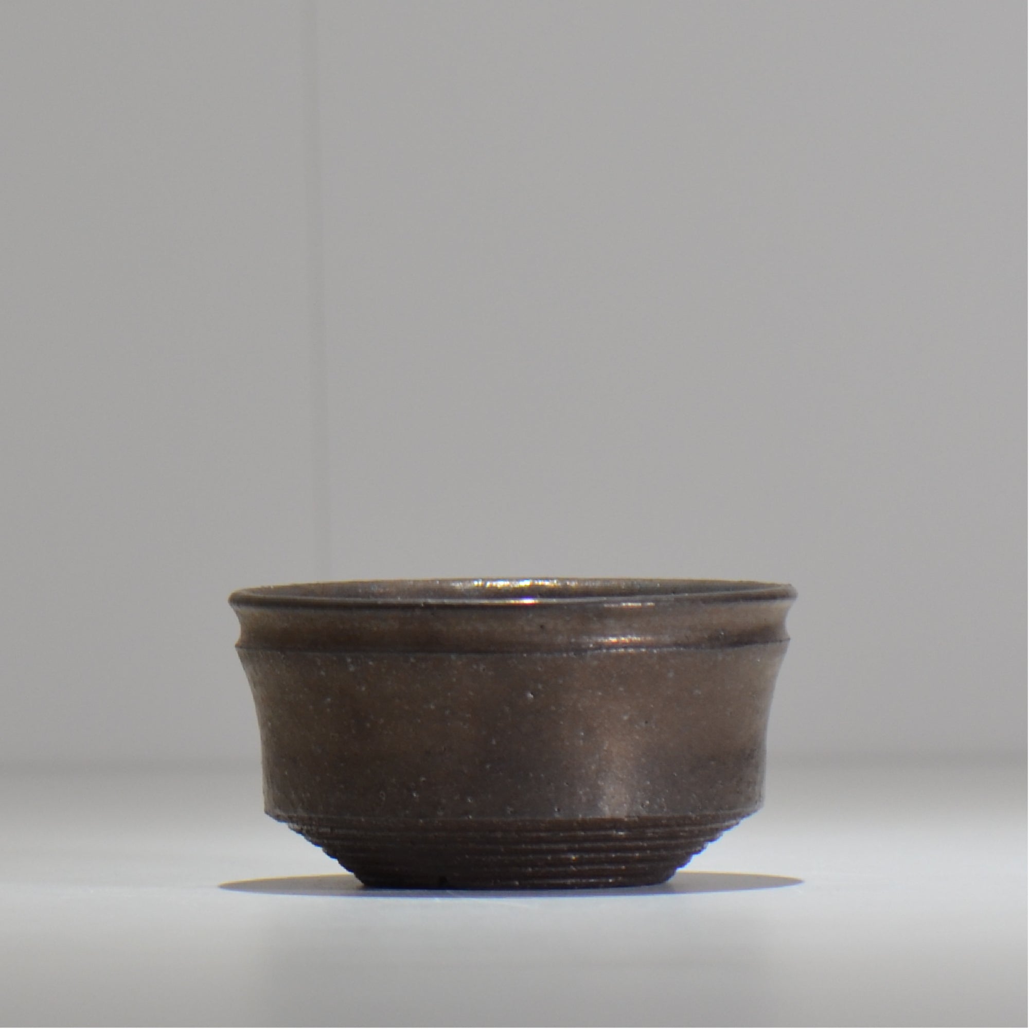HACHILABO / UNIQUE POT 02 / S / 約 φ10.5cm / 植木鉢