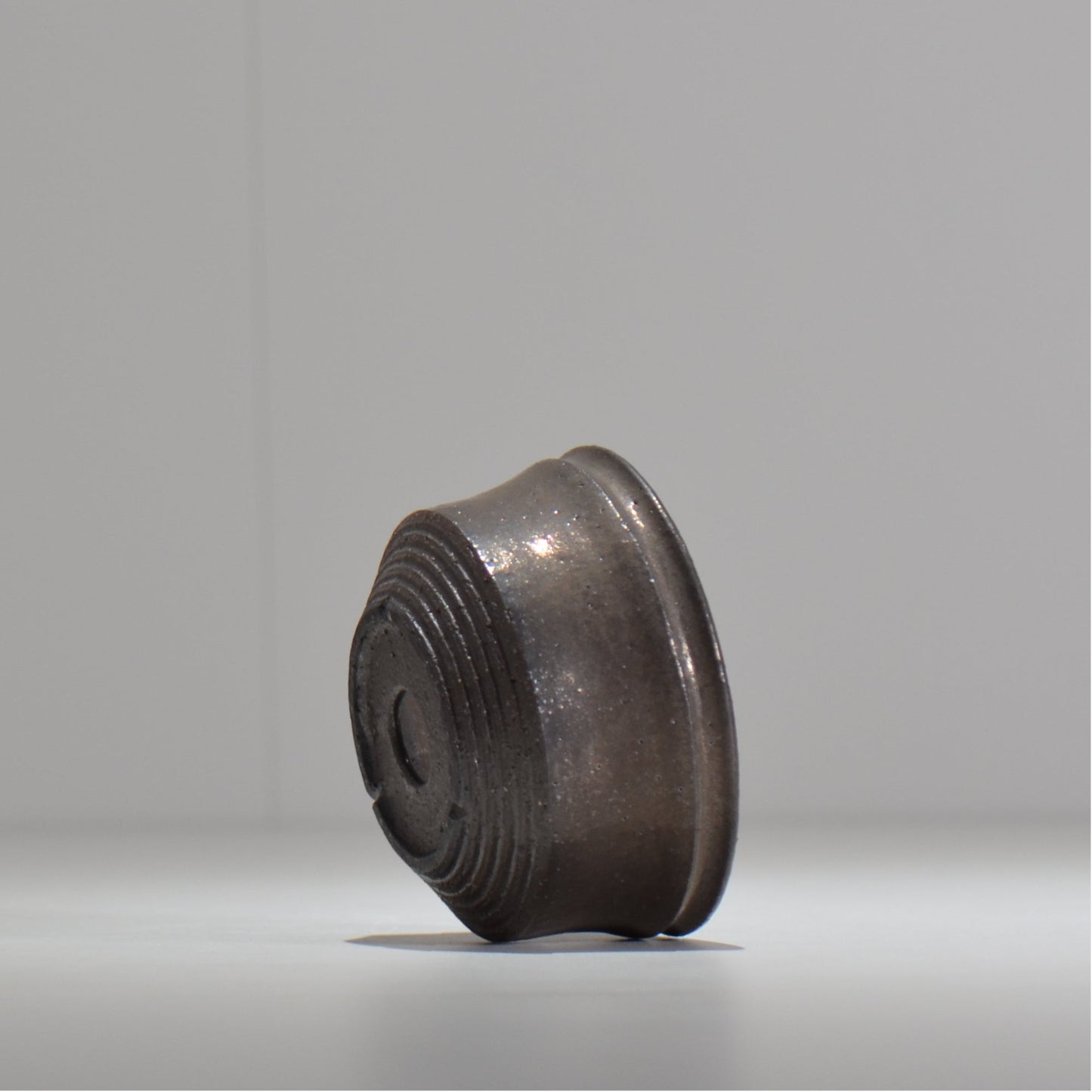 HACHILABO / UNIQUE POT 02 / S / 約 φ10.5cm / 植木鉢