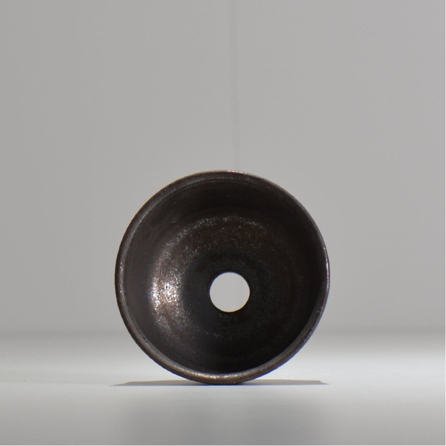 HACHILABO / UNIQUE POT 02 / S / 約 φ10.5cm / 植木鉢