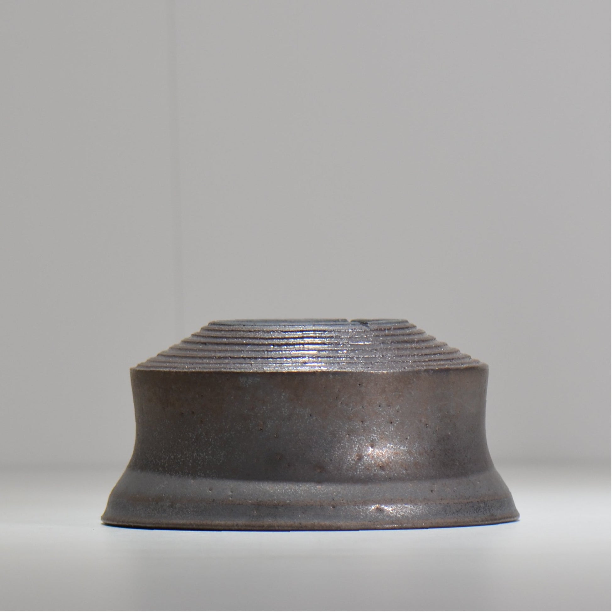 HACHILABO / UNIQUE POT 02 / XL / 約 φ19.2cm / 植木鉢